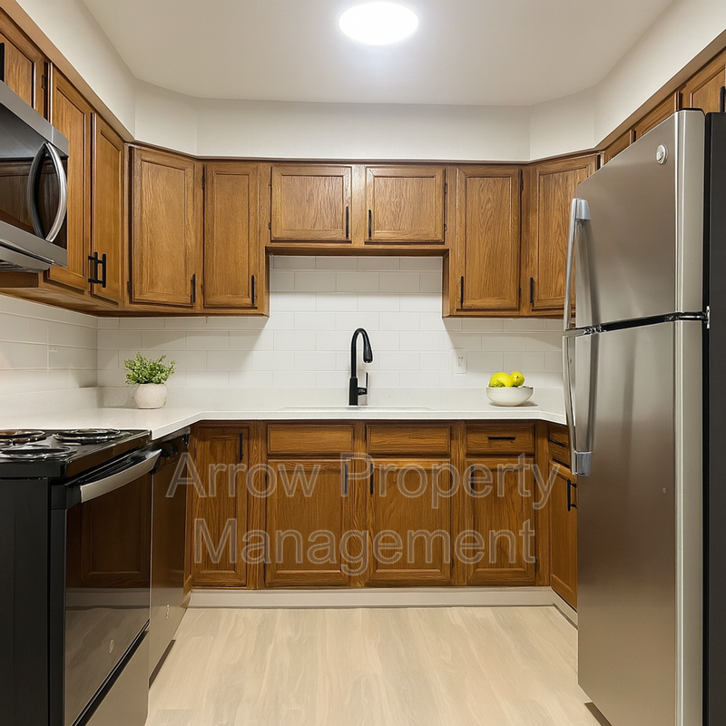 535 W Saunders Ave #2 - Photo 3 of 10