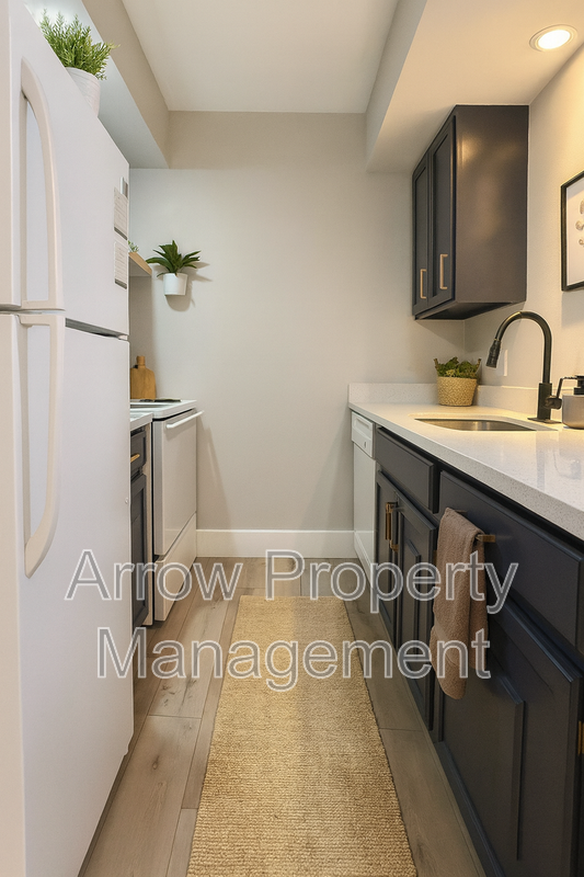1429 N 34th St #2 - Photo 3 of 8