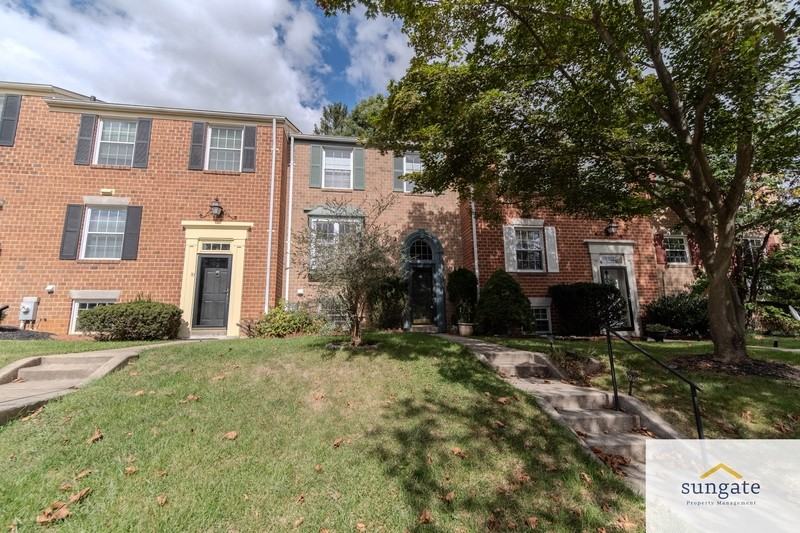 12 Daria Ct - Photo 3 of 46