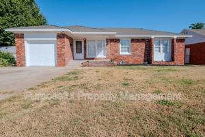 featured image of 4712 N Sterling Ave