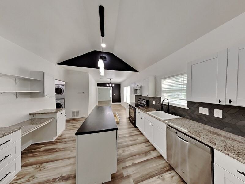 26998 Hogan Drive - Photo 5 of 18