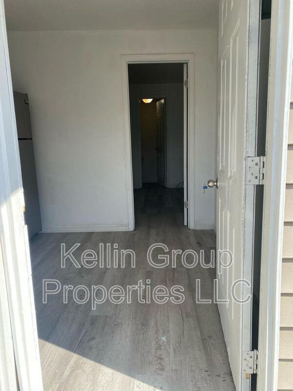 5701 Middlesex Drive #2 - Photo 3 of 8