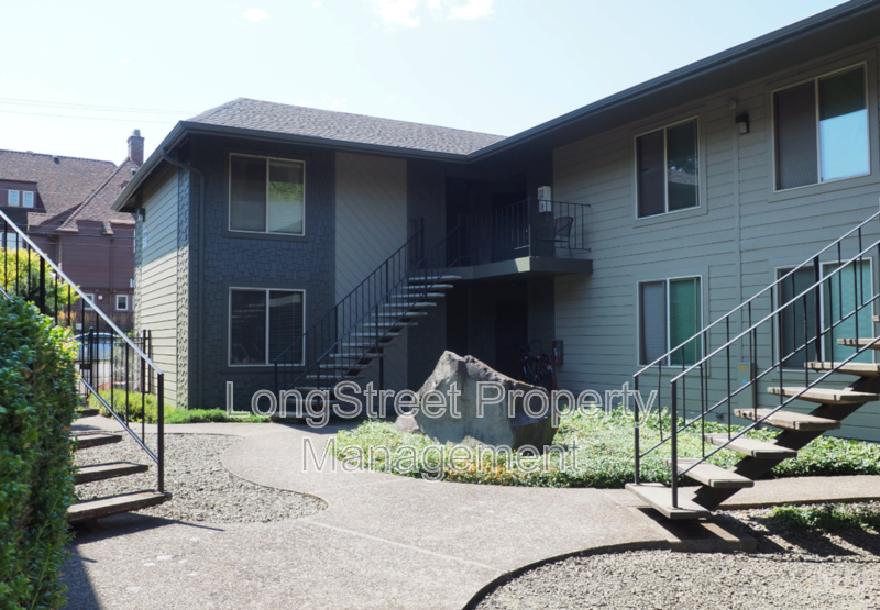 2615 Nw Harrison Blvd #2 - Photo 3 of 21