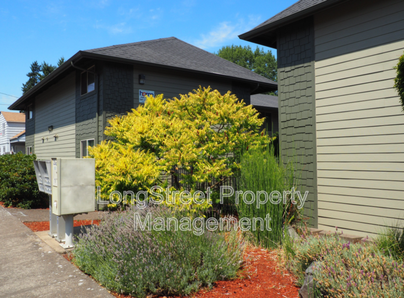 2615 Nw Harrison Blvd #2 - Photo 5 of 21