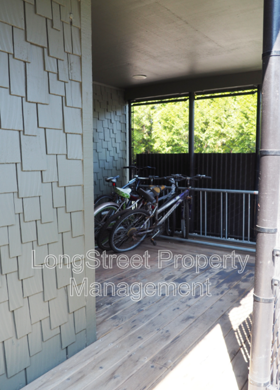 2615 Nw Harrison Blvd #2 - Photo 6 of 21