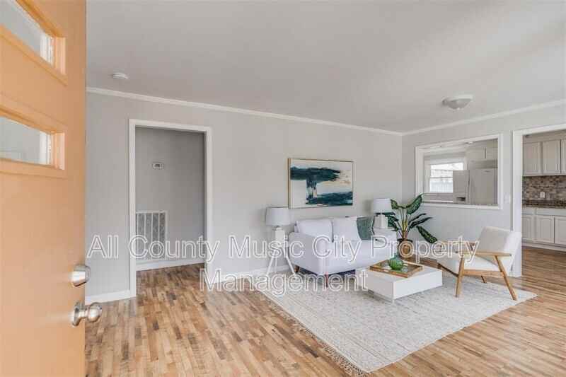 209 Rhine Drive - Photo 3 of 30