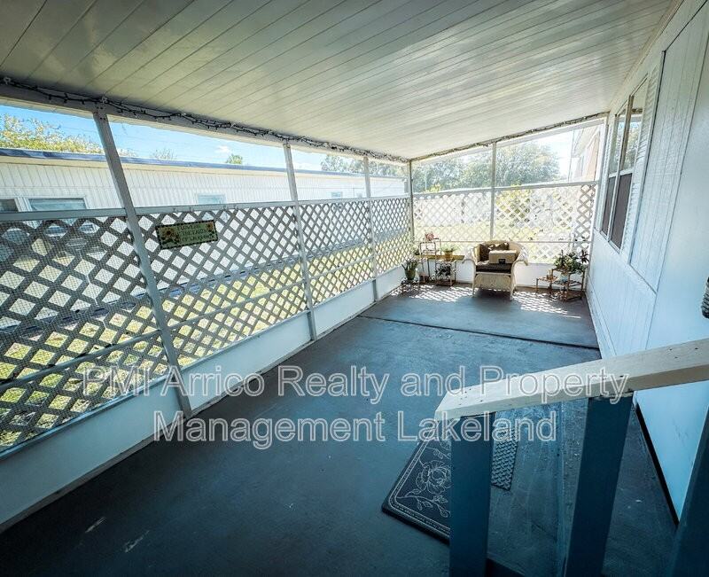 753 W Main St - Photo 5 of 16