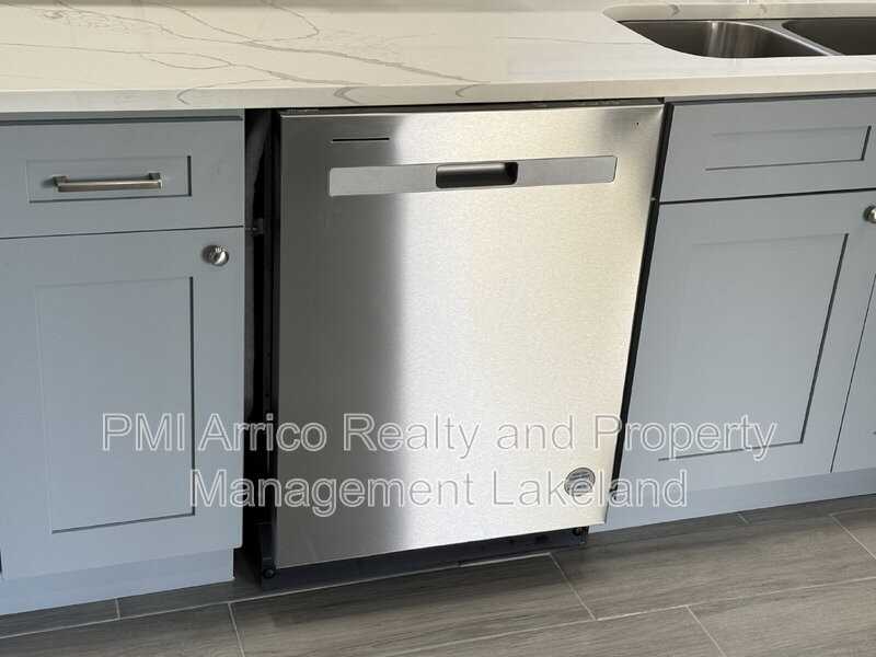 916 Palmer Road - Photo 5 of 16