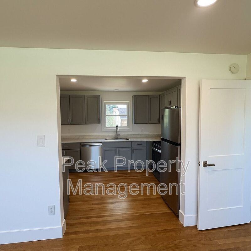 3202 Gaulding Ln - Photo 3 of 16