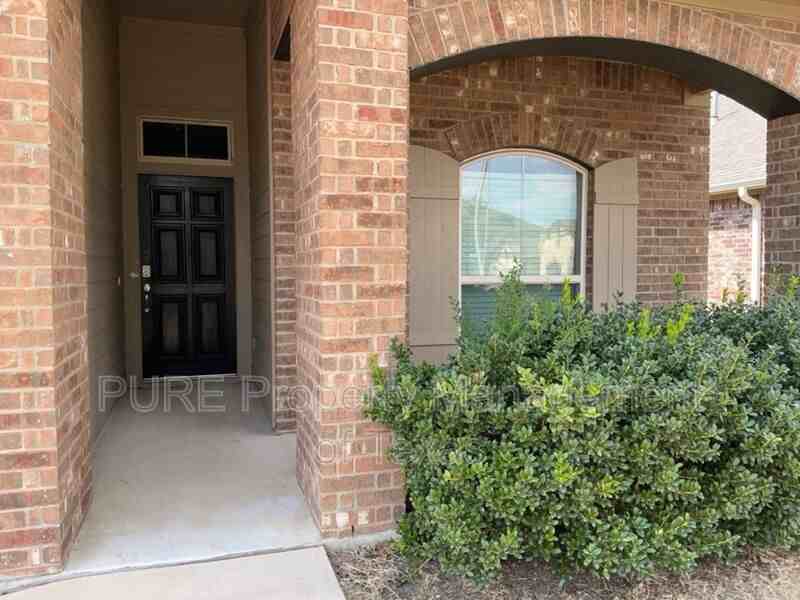 729 Schefer St - Photo 2 of 24