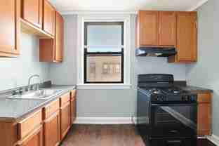 7255 South Calumet Avenue - Photo 1 of 1