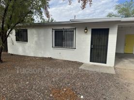 3317 N Howard Ave - Photo 1 of 1