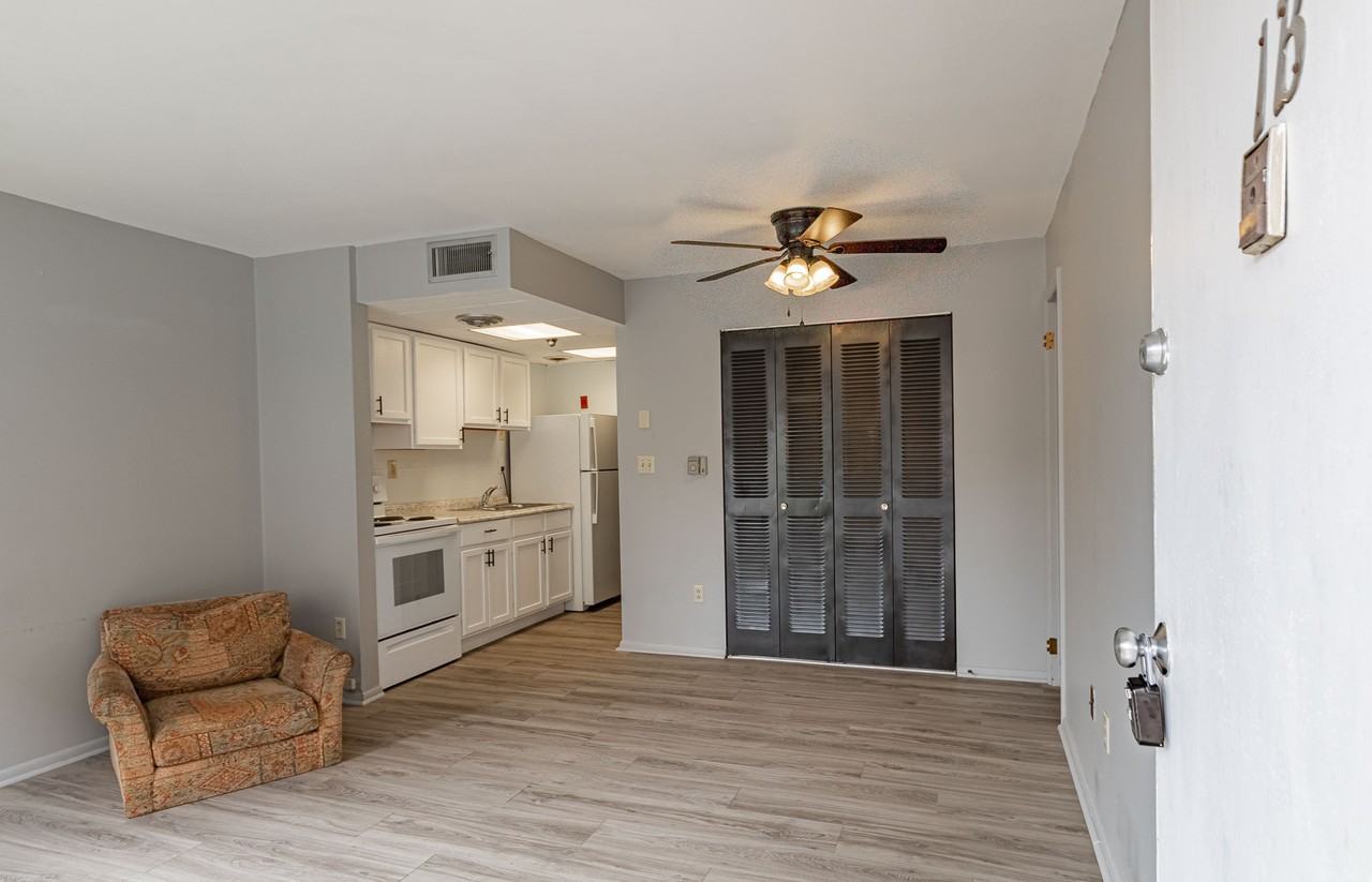 101 McLane Avenue - Photo 6 of 25