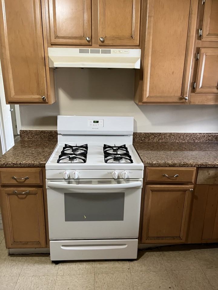 19 Broad Street - Photo 2 of 9