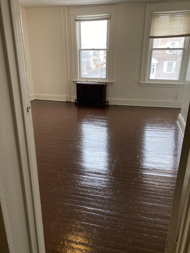 90-92 High Street - Photo 3 of 11