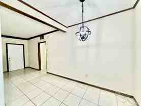 105 North Lincoln Avenue - Photo 1 of 1