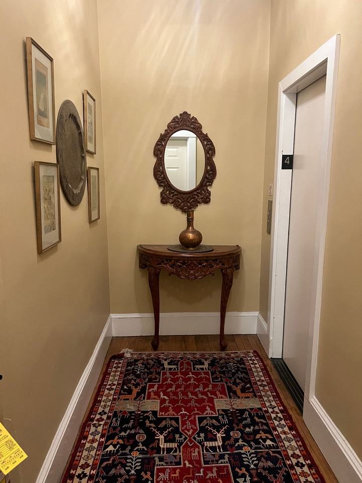 2 Louisburg Square - Photo 6 of 25