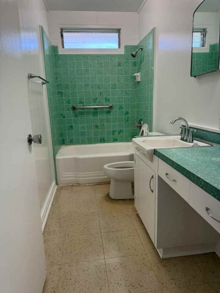 1275 Matlock Avenue #4 - Photo 7 of 10