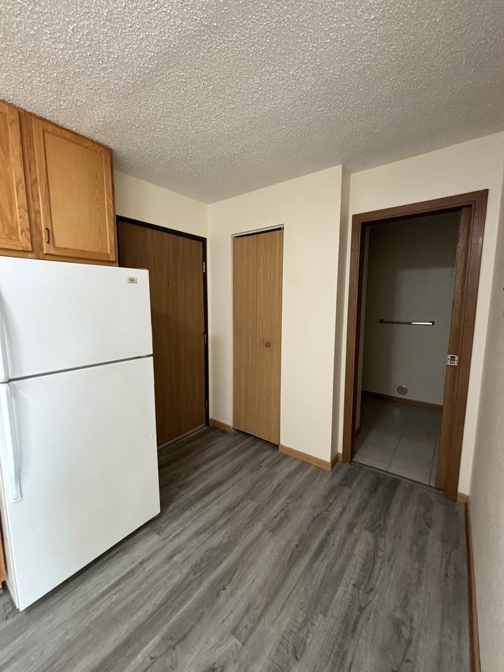 12513 Pineview Drive - Photo 5 of 7