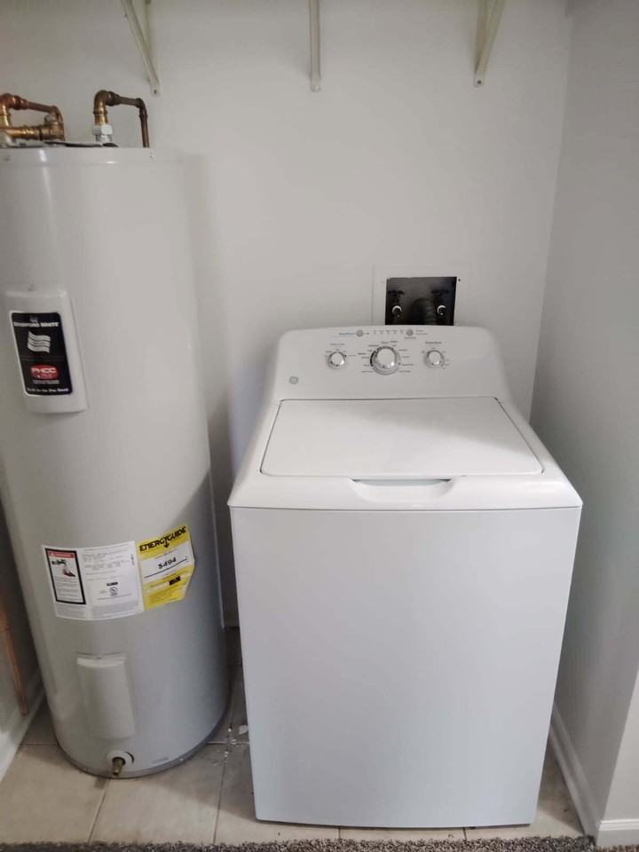 24205 West Hazelcrest Drive - Photo 2 of 7