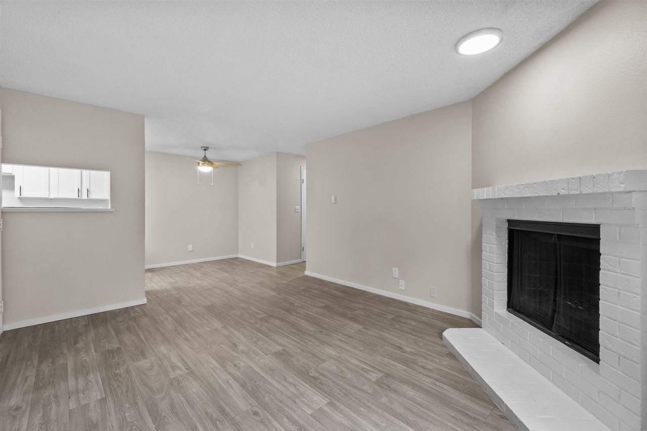 Alderwood Park - Photo 6 of 23