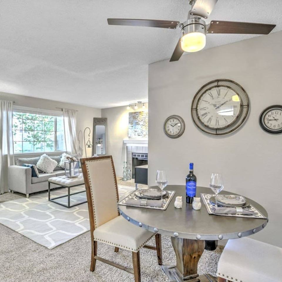 The Windsor - Photo 2 of 31