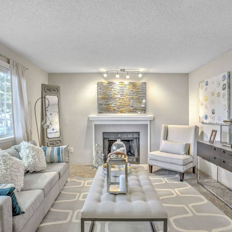 The Windsor - Photo 3 of 31