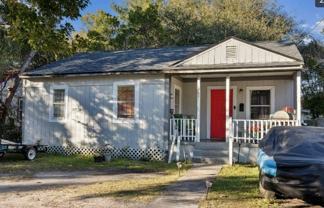 7312 N Shore Dr - Photo 1 of 1