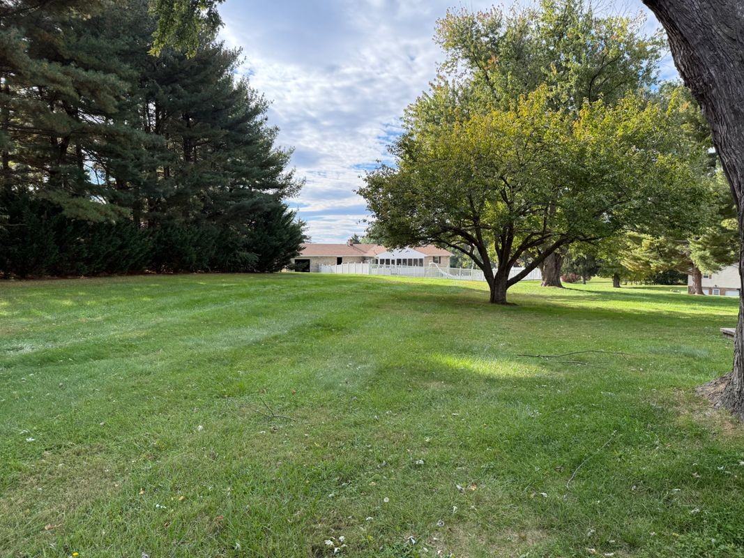 1606 Littlestown Pike - Photo 3 of 19