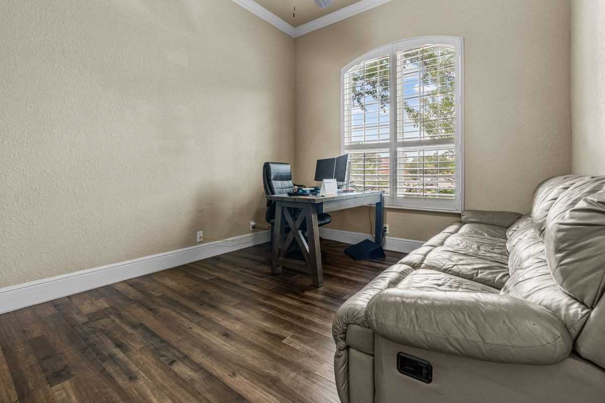 8718 Silver Rock - Photo 6 of 20