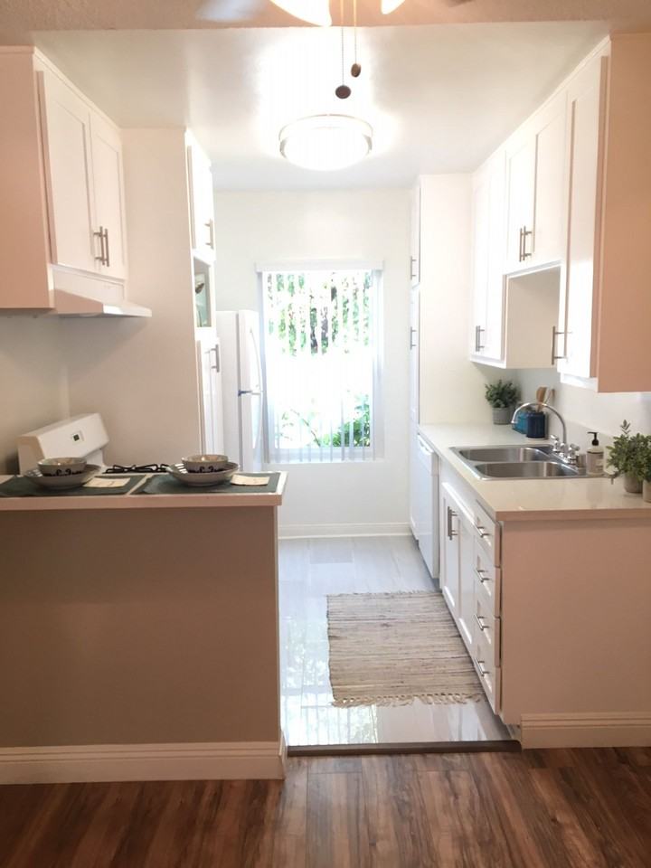 Magnolia Apartments - Photo 7 of 15