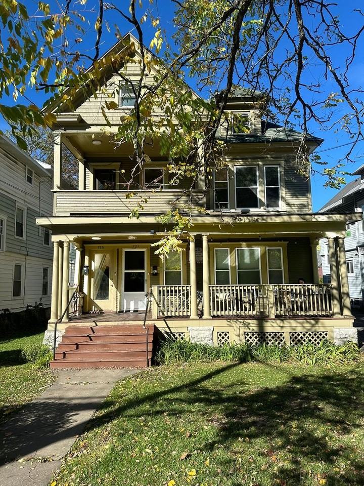 725 Euclid Ave - Photo 2 of 18