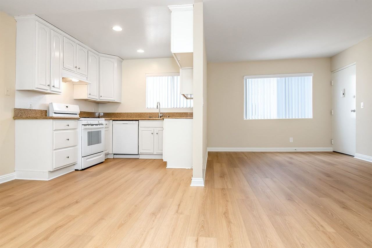 ced321 - Photo 5 of 37