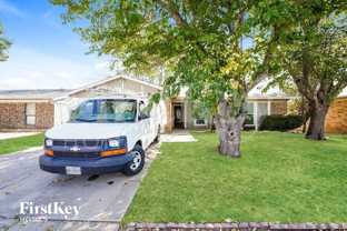 6104 Skylark Ln - Photo 1 of 1