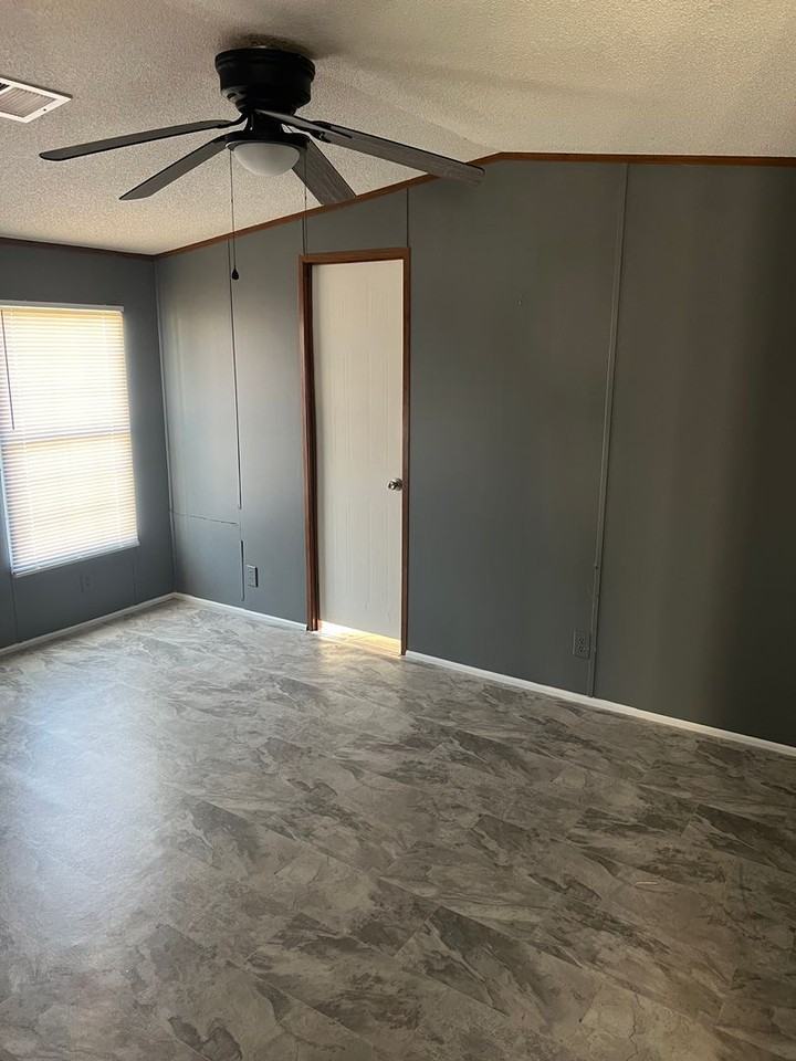 804 Westwood Dr - Photo 6 of 13