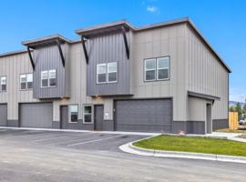 featured image of 83 Old Yellowstone Trl