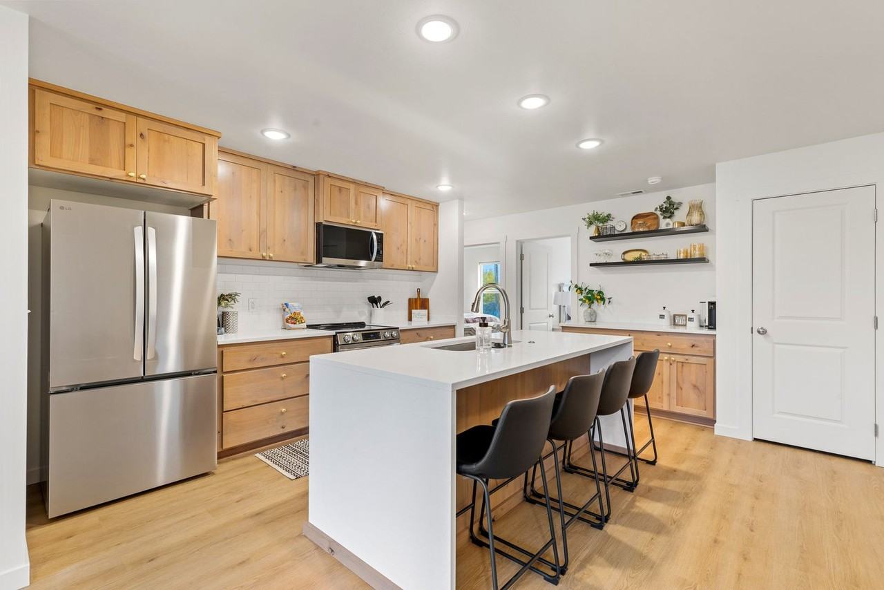 83 Old Yellowstone Trl - Photo 2 of 20