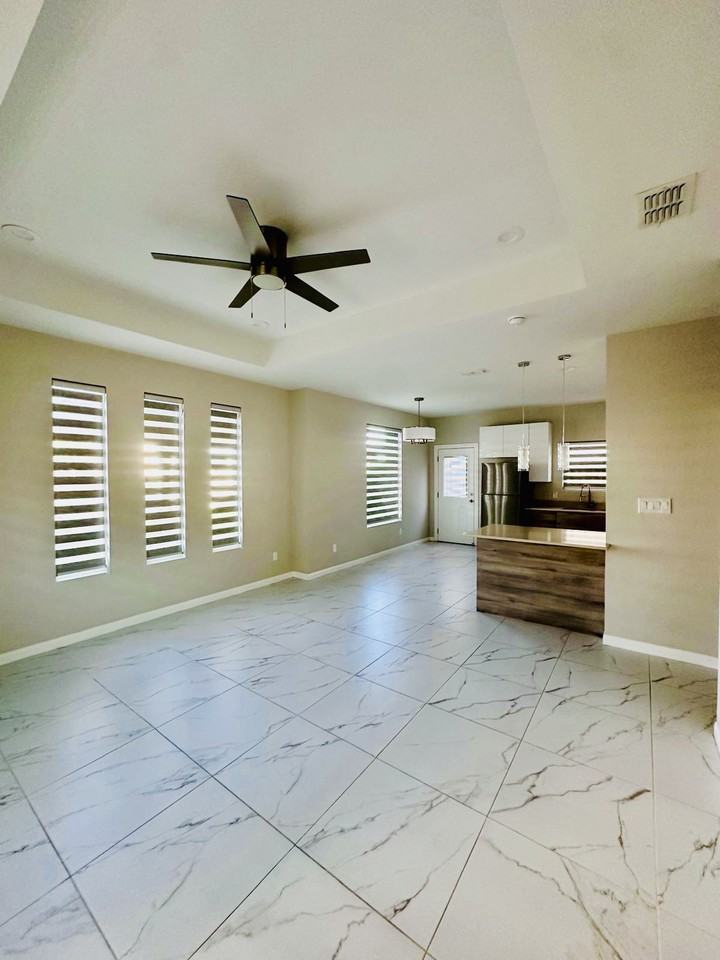 221 Rafael Dr #2 - Photo 4 of 14
