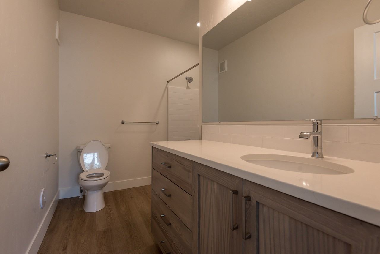 1800 7th Ave N #202 - Photo 4 of 12
