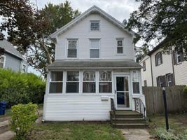 featured image of 14 Court St #1