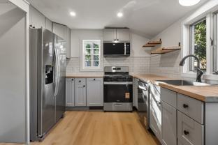 14 Lincoln St #1 - Photo 1 of 1
