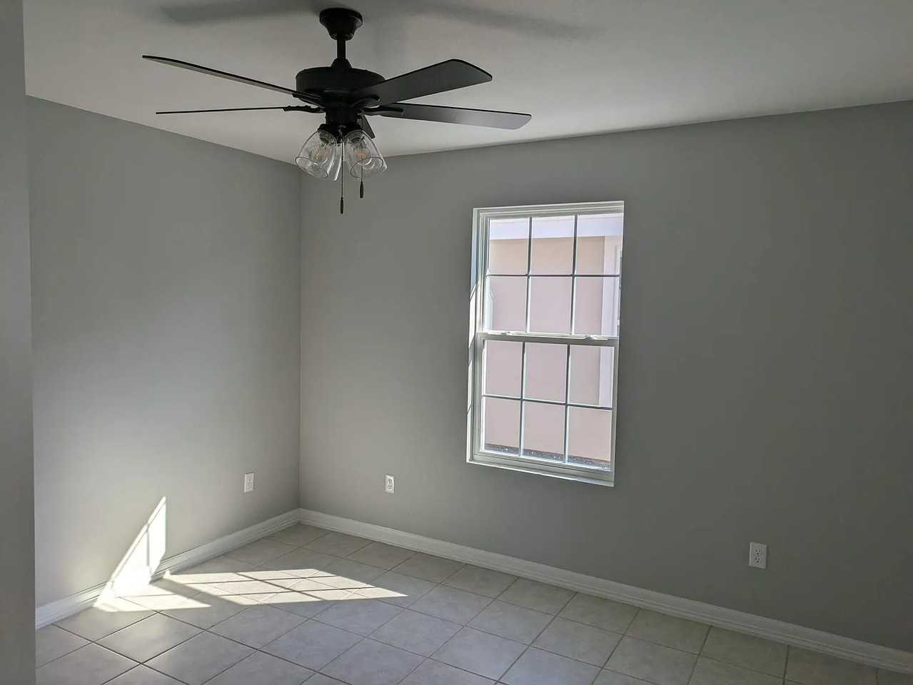 2104 Multi National #2 - Photo 4 of 6