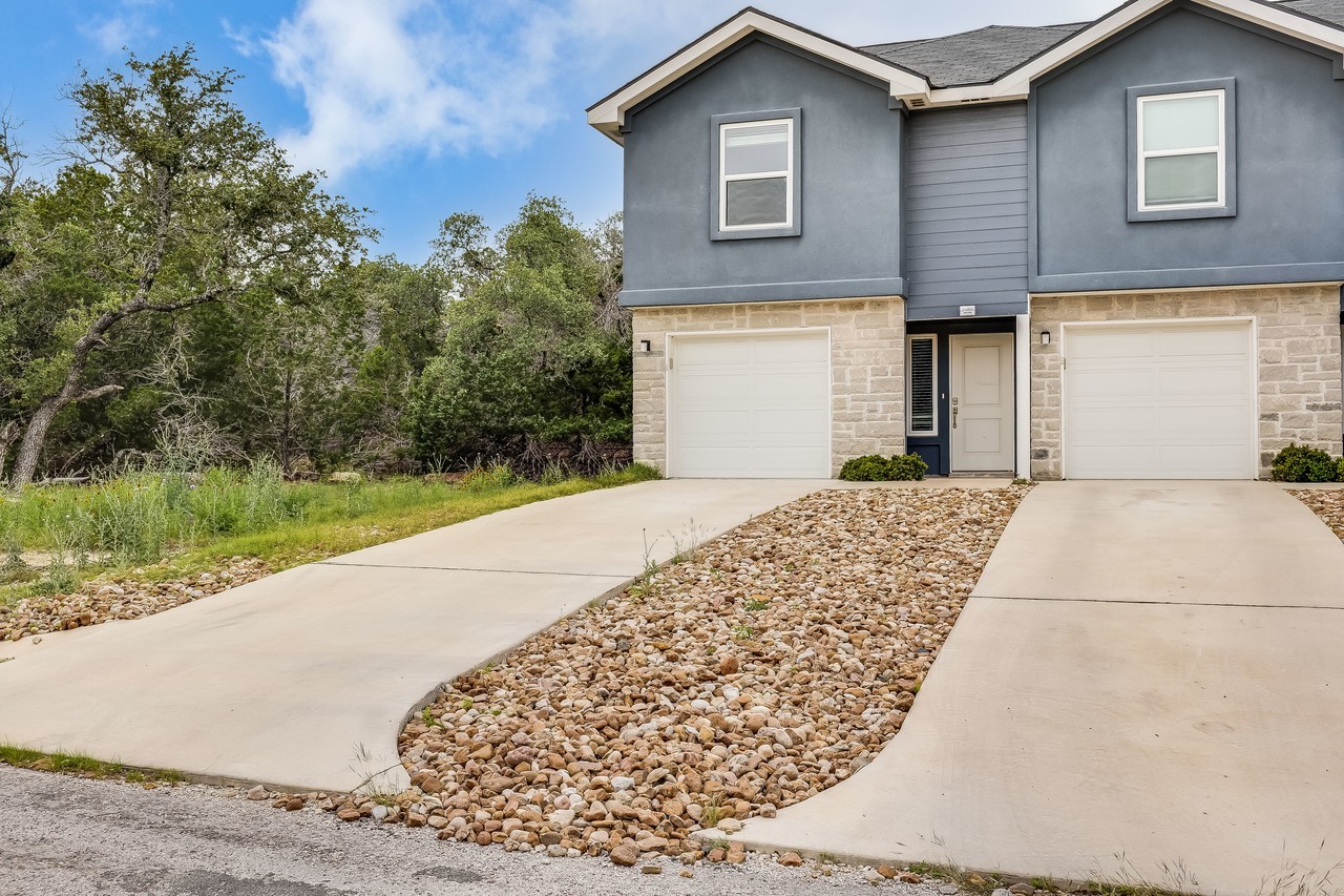 Santa Carlo Ave #B - Photo 2 of 17