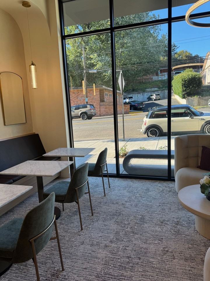 Livingston - Photo 7 of 12