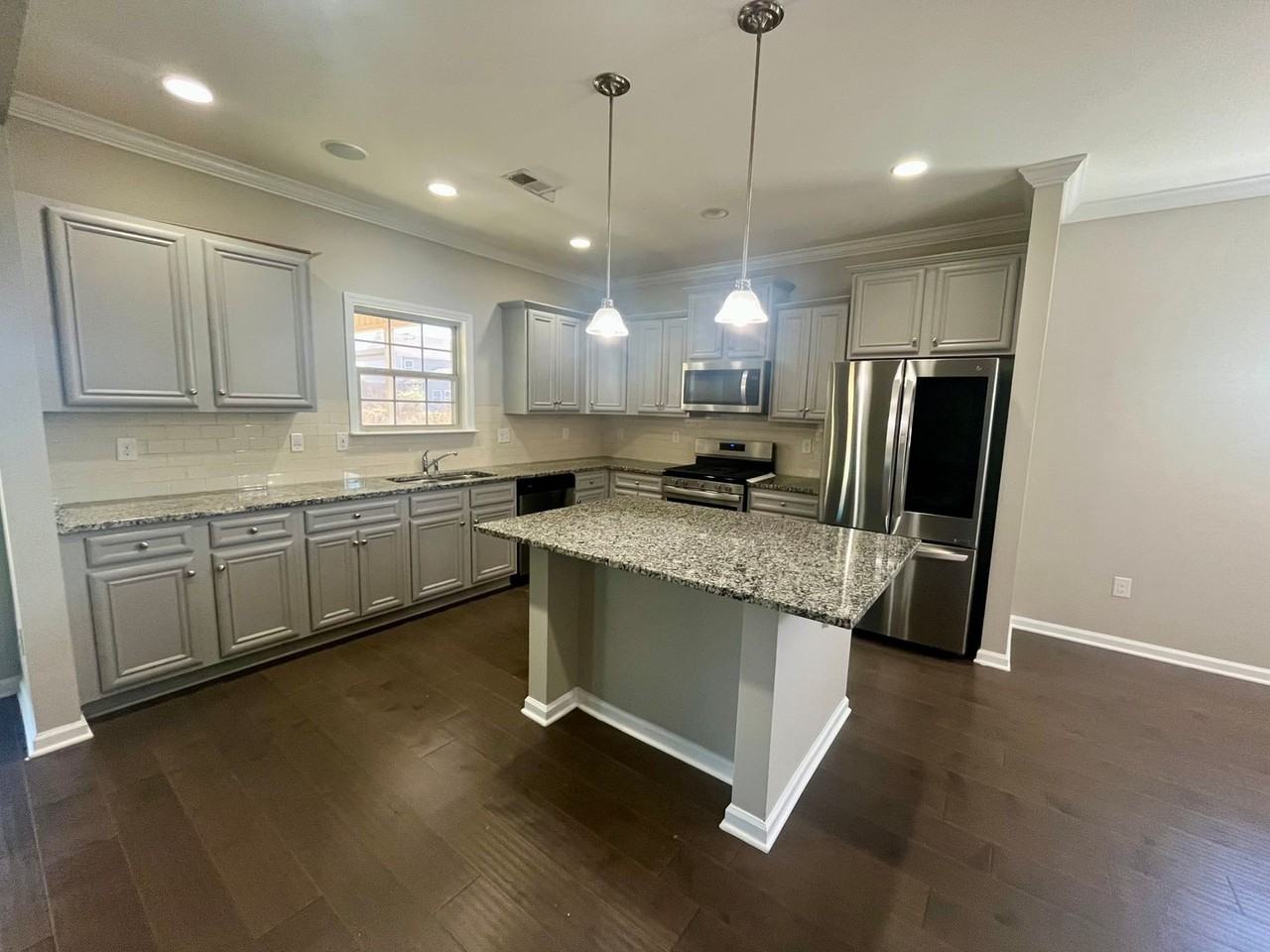222 Press Way - Photo 3 of 11