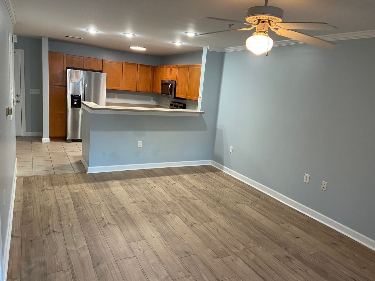 Beautiful Property in Bellingham Park! - Photo 4 of 27