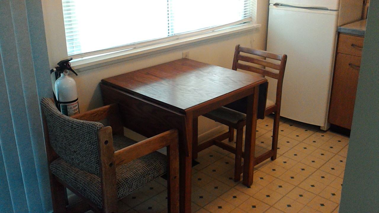 439 Front St - Photo 3 of 10