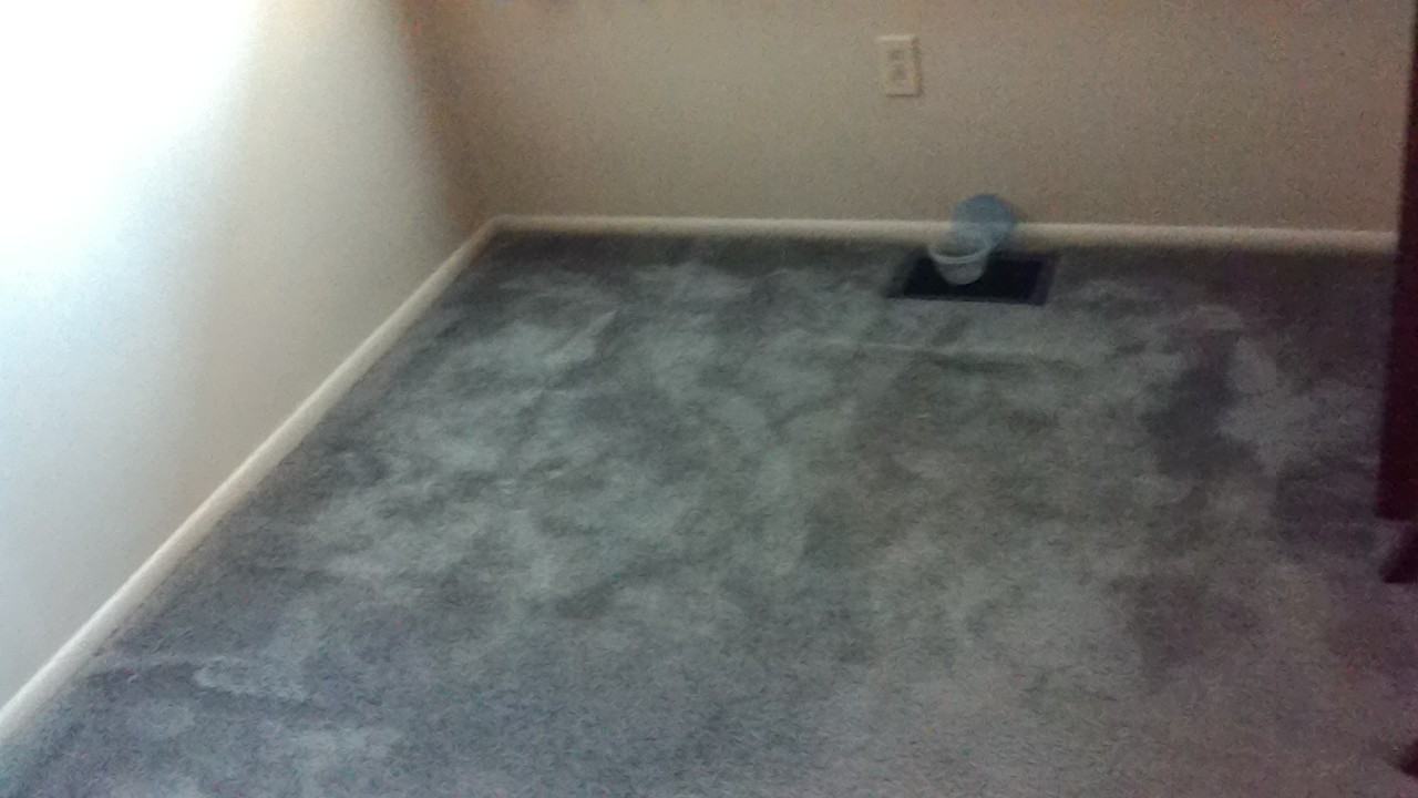 439 Front St - Photo 5 of 10