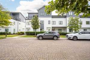 featured image of 3111 Saint Elmo Ave