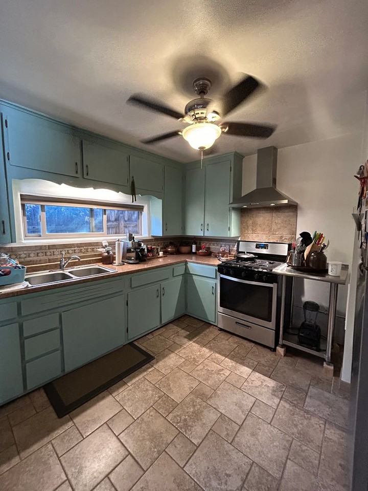 945 Agua Fria St #B - Photo 3 of 19